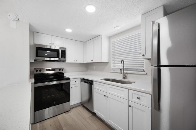 7950 BLIND PASS ROAD 4, St Petersburg, FL 33706