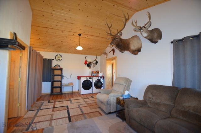 3919 Blacktail Road, Dillon, MT 59725