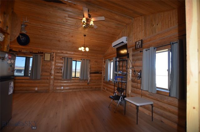 3919 Blacktail Road, Dillon, MT 59725