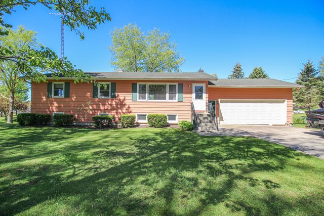 57436 Gearharts Landing Road, Three Rivers, MI 49093