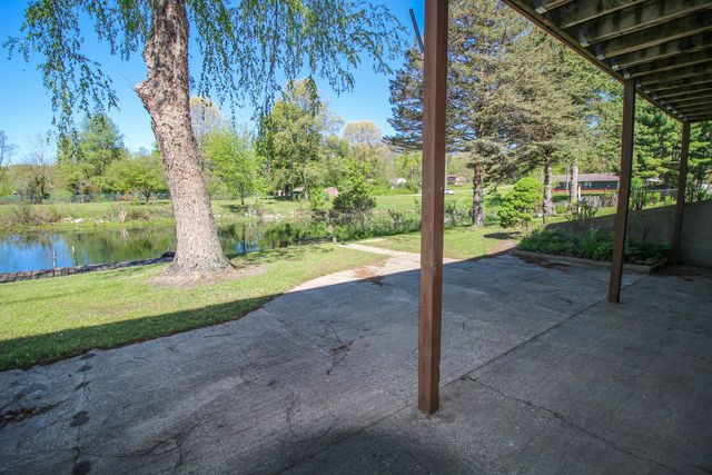 57436 Gearharts Landing Road, Three Rivers, MI 49093