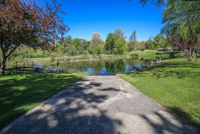57436 Gearharts Landing Road, Three Rivers, MI 49093