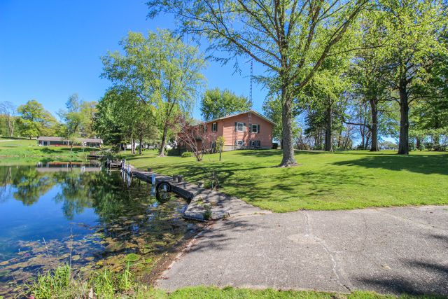 57436 Gearharts Landing Road, Three Rivers, MI 49093