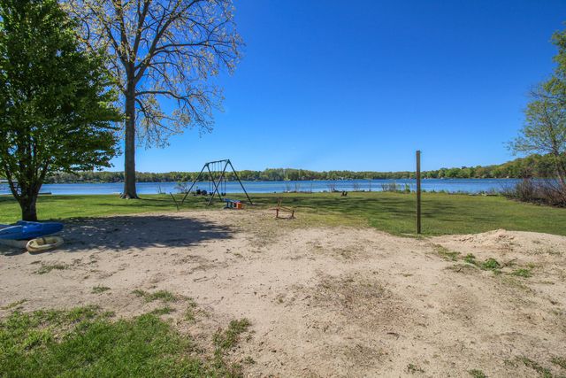 57436 Gearharts Landing Road, Three Rivers, MI 49093