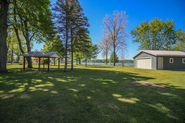 57436 Gearharts Landing Road, Three Rivers, MI 49093