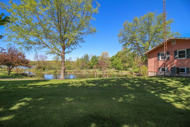 57436 Gearharts Landing Road, Three Rivers, MI 49093