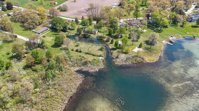57436 Gearharts Landing Road, Three Rivers, MI 49093