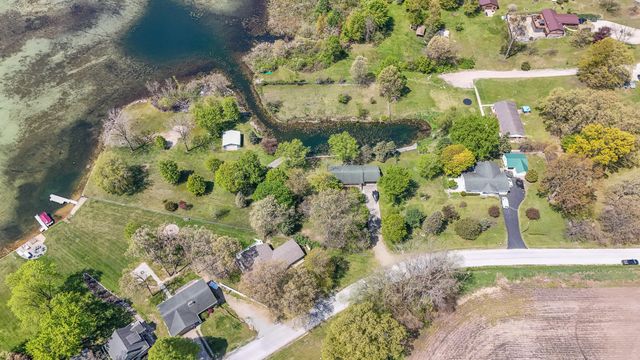 57436 Gearharts Landing Road, Three Rivers, MI 49093