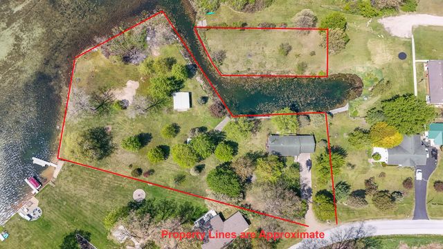 57436 Gearharts Landing Road, Three Rivers, MI 49093