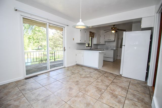 57436 Gearharts Landing Road, Three Rivers, MI 49093