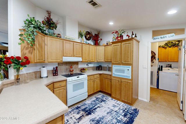 10960 N 67TH Avenue 114, Glendale, AZ 85304