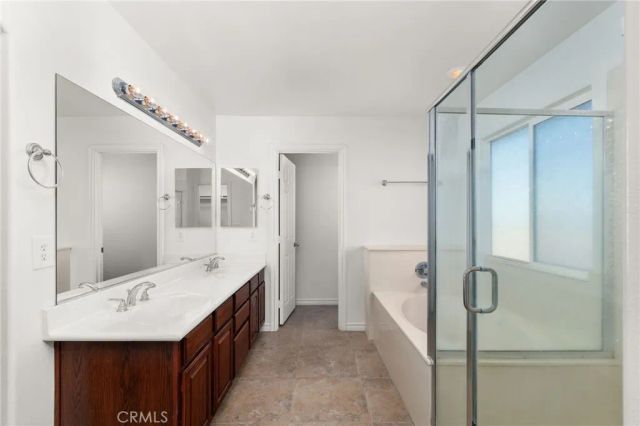 15088 Mesquite Road, Apple Valley, CA 92307