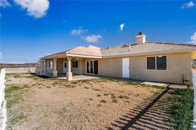 15088 Mesquite Road, Apple Valley, CA 92307