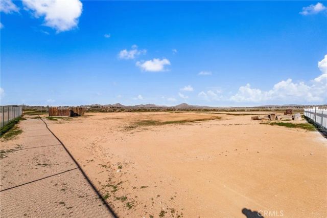 15088 Mesquite Road, Apple Valley, CA 92307