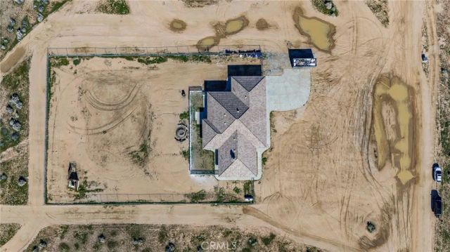 15088 Mesquite Road, Apple Valley, CA 92307
