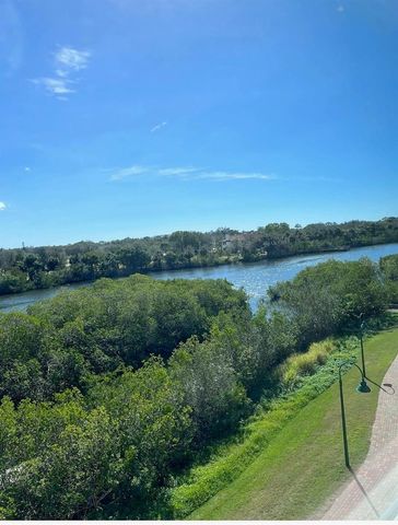 5569 CANNES CIRCLE, Sarasota, FL 34231