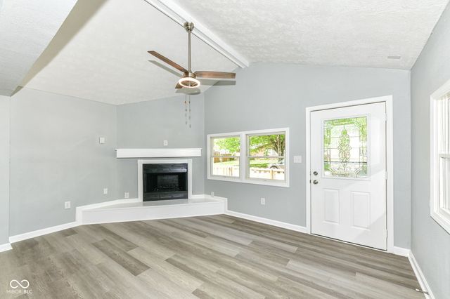 541 S Alpha Avenue, Brownsburg, IN 46112