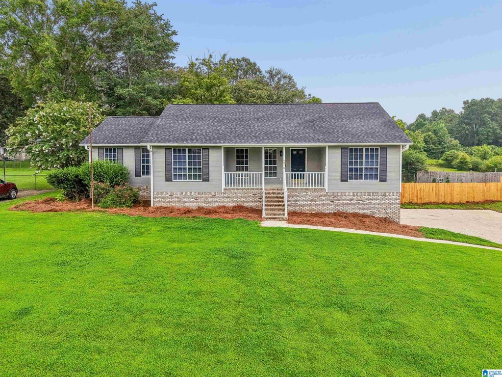 5215 TYLER OAKS DRIVE, Mount Olive, AL 35117