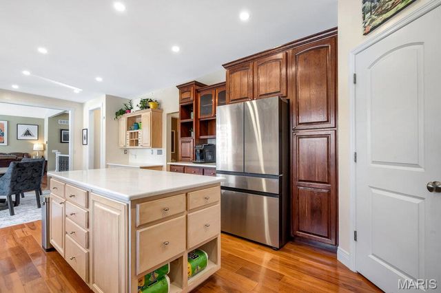 541 Woods Creek Drive, St Charles, MO 63348