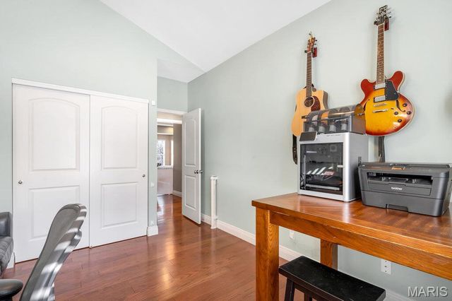 541 Woods Creek Drive, St Charles, MO 63348