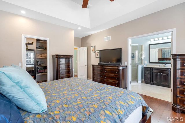 541 Woods Creek Drive, St Charles, MO 63348