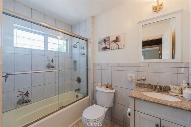 4011 W 60th, Los Angeles, CA 90043