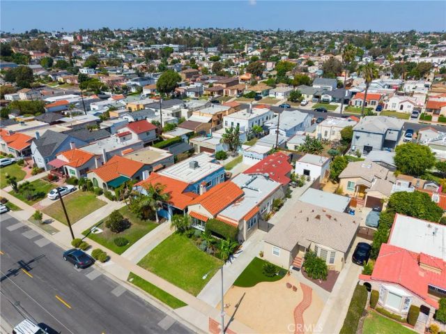 4011 W 60th, Los Angeles, CA 90043