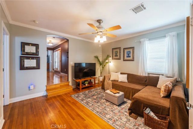 4011 W 60th, Los Angeles, CA 90043