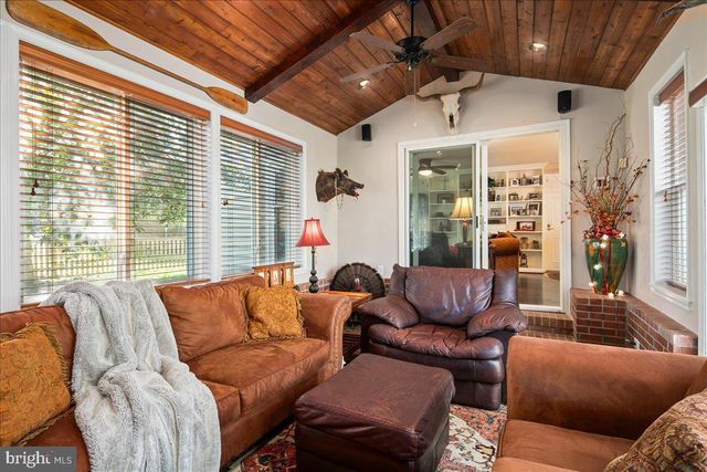 4202 PICKERING PL, Alexandria, VA 22309