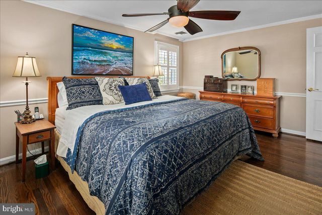 4202 PICKERING PL, Alexandria, VA 22309