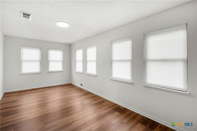 202 Northside Drive, Harker Heights, TX 76548