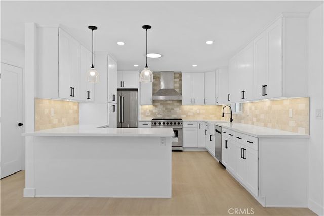 24 S Ash St, Redlands, CA 92373