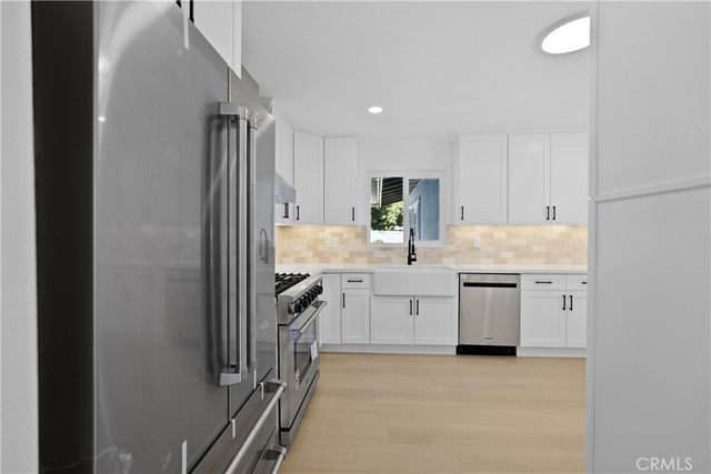 24 S Ash St, Redlands, CA 92373