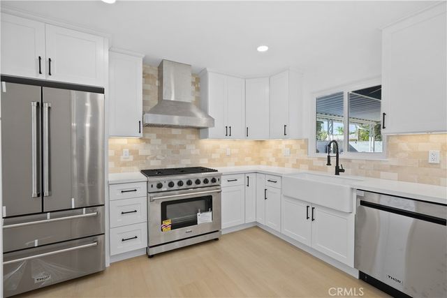 24 S Ash St, Redlands, CA 92373