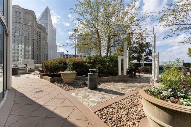 3324 Peachtree Road NE 2208, Atlanta, GA 30326