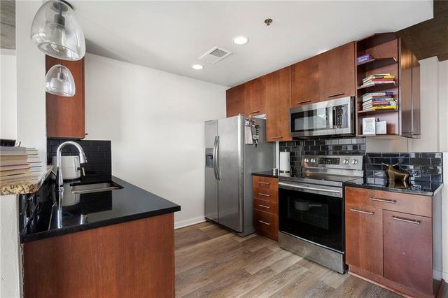 3324 Peachtree Road NE 2208, Atlanta, GA 30326
