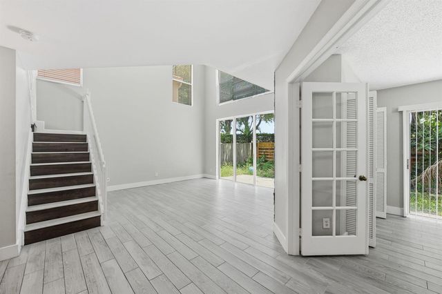 10837 NW 46TH Drive, Coral Springs, FL 33076