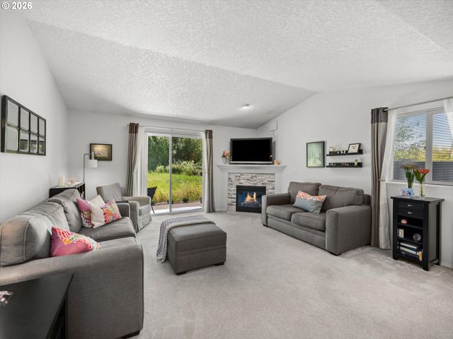 21892 BRAMBLE Way, Fairview, OR 97024