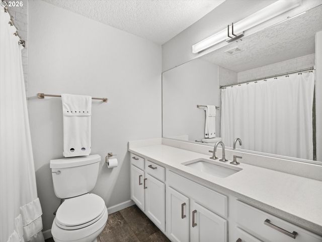 21892 BRAMBLE Way, Fairview, OR 97024