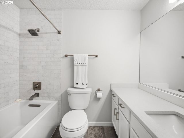 21892 BRAMBLE Way, Fairview, OR 97024