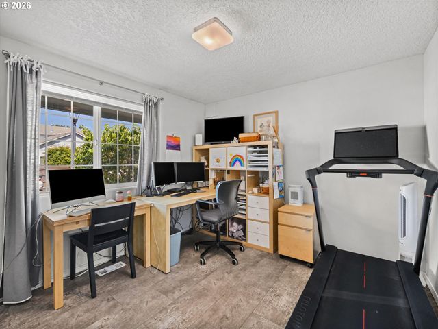 21892 BRAMBLE Way, Fairview, OR 97024