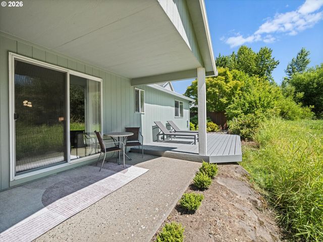 21892 BRAMBLE Way, Fairview, OR 97024