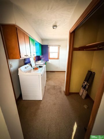 3120 S Lincoln Avenue, York, NE 68467