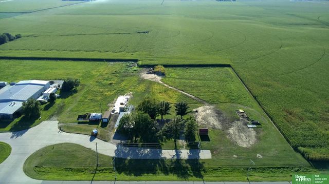 3120 S Lincoln Avenue, York, NE 68467