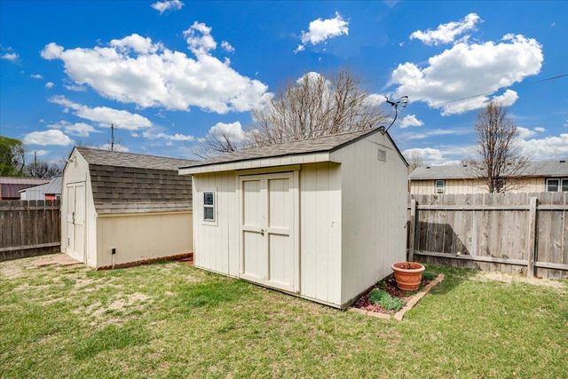 2826 W 3rd Ave, El Dorado, KS 67042