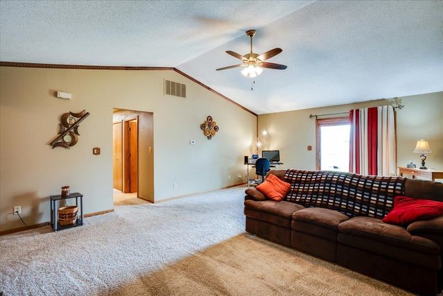 2826 W 3rd Ave, El Dorado, KS 67042