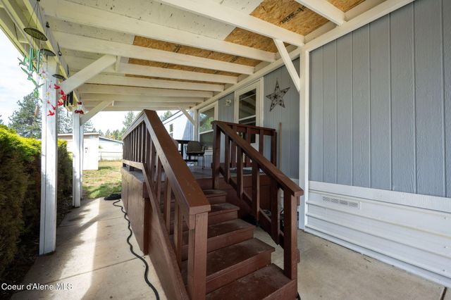 5487 N Burkshire Ave, Coeur D'alene, ID 83815