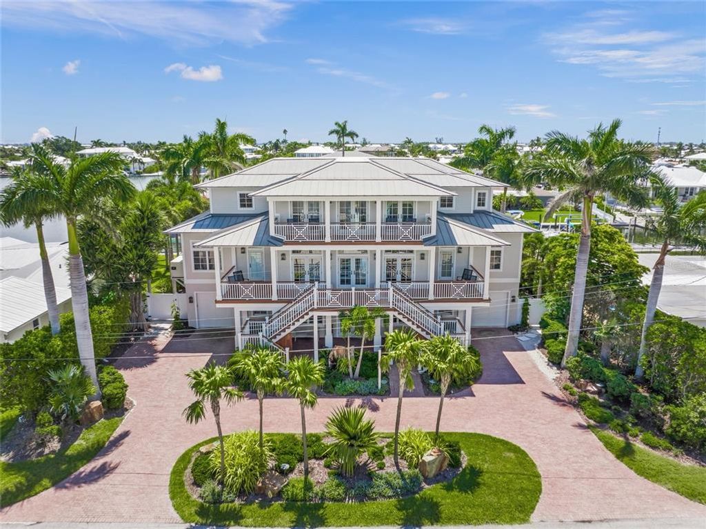 525 72ND STREET, Holmes Beach, FL 34217