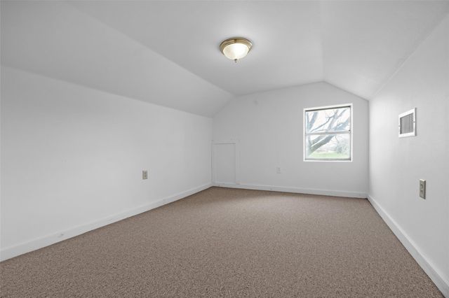 8439 Fm 442, Boling, TX 77420