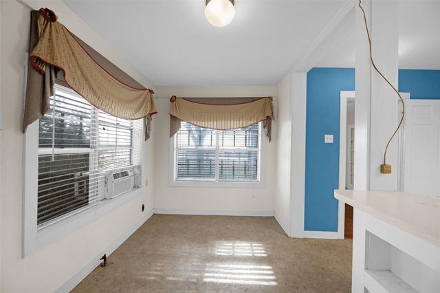 8439 Fm 442, Boling, TX 77420